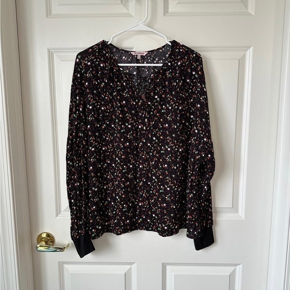Juicy Couture Tops - Juicy Couture Split Neck Black Mini Floral Garden Blouse size XXL